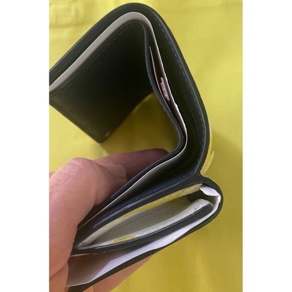 NWT OVER 40% off!  Kate Spade cameron lemon zest trifold wallet - Picture 5 of 12